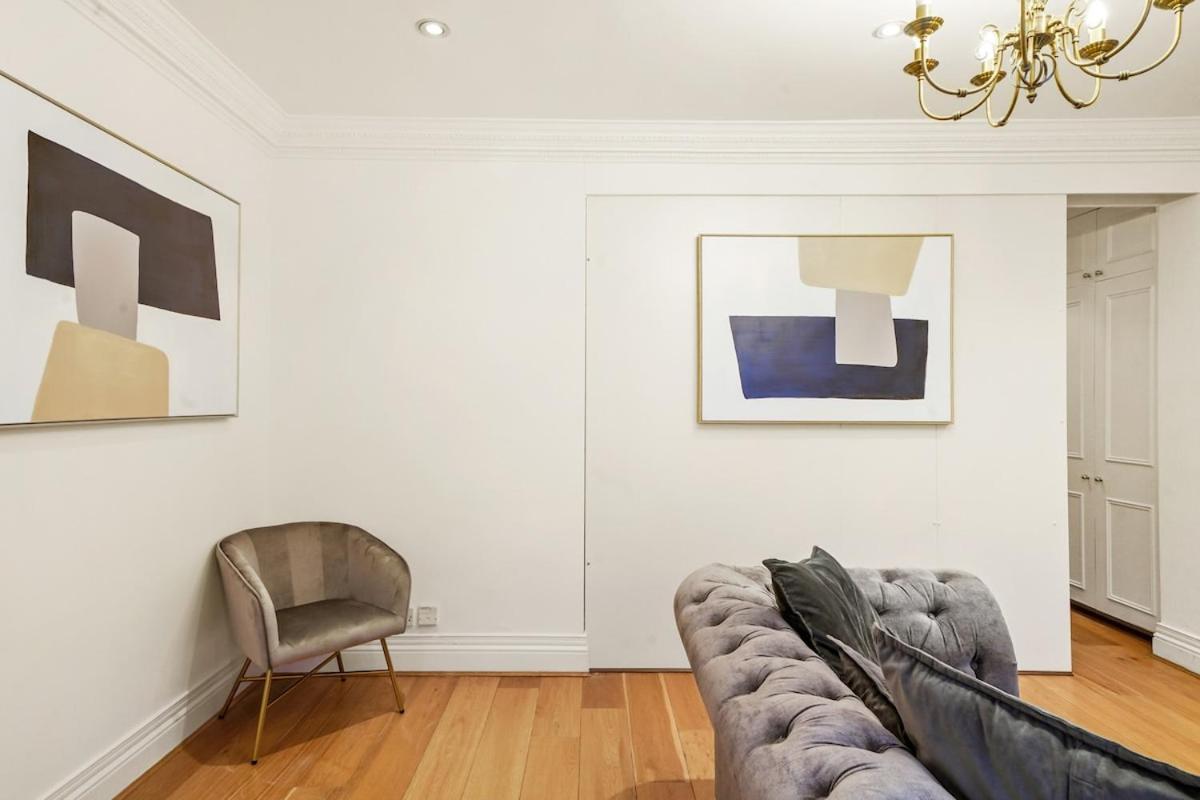Heavenly Stays, Knightsbridge, Warm 1-bd Getaway Londra